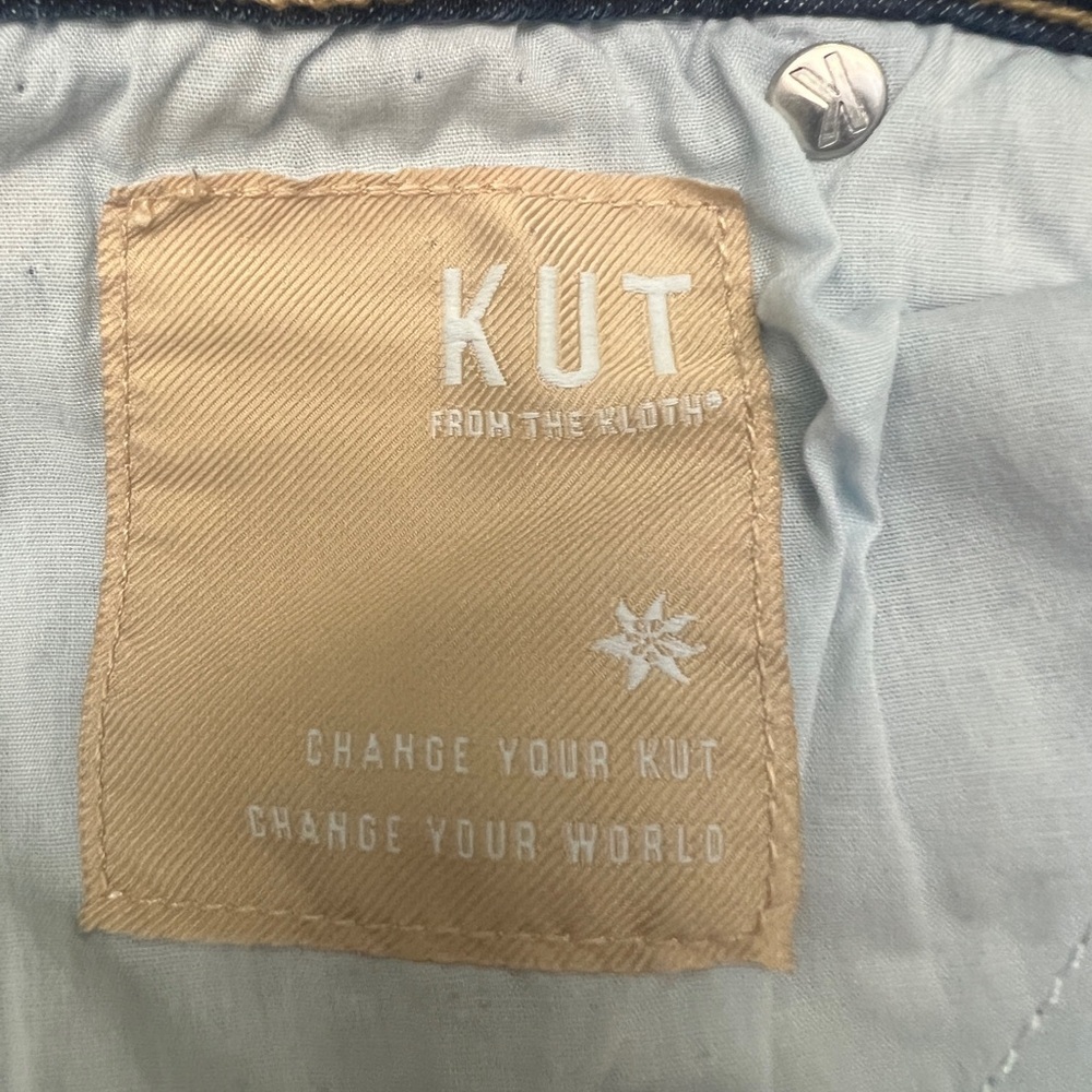 Kut from the Kloth Catherine Mid Rise Boyfriend jeans - size 0 - Picture 9 of 12